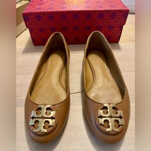Tory Burch Leather Ballet Flats - Tan color